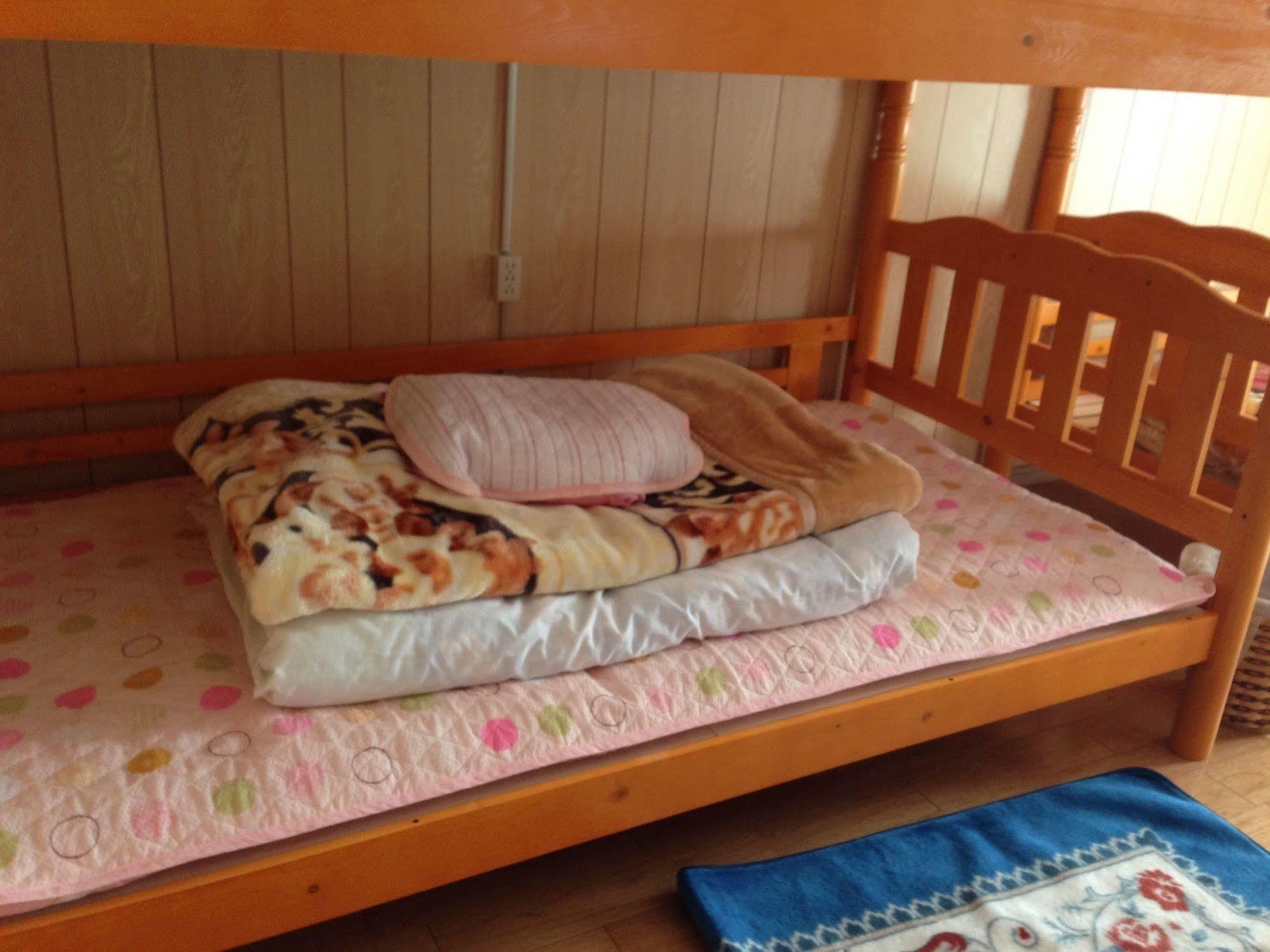Goto Guest House Utojuku Экстерьер фото
