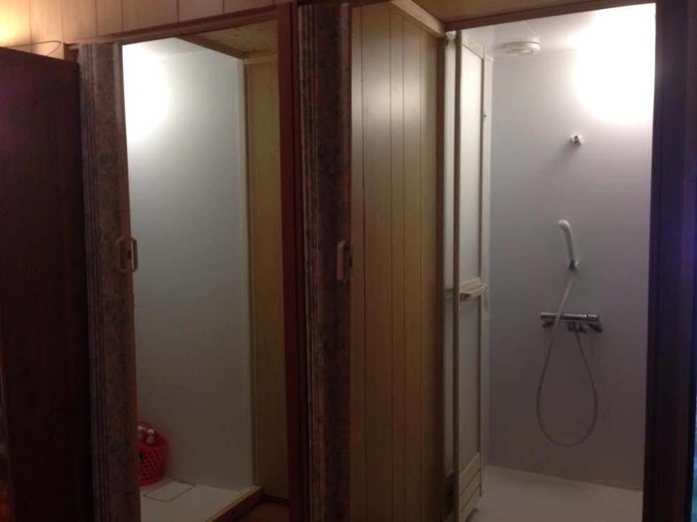 Goto Guest House Utojuku Экстерьер фото